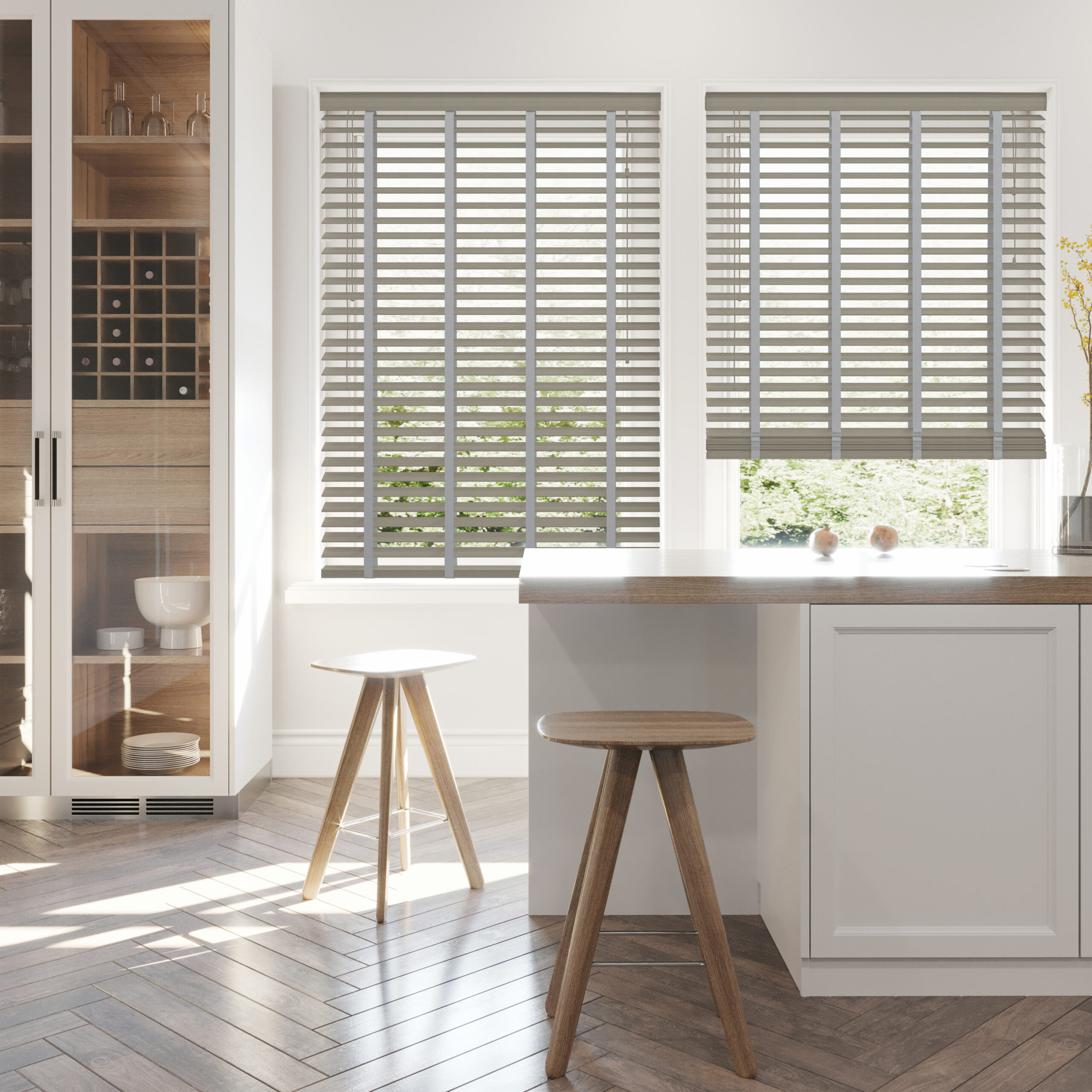 Stratus Fauxwood Venetian With Steel Tape